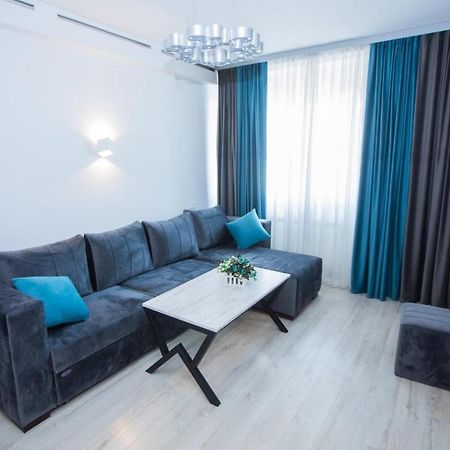 Yereone Hotel Apartment Ереван Экстерьер фото